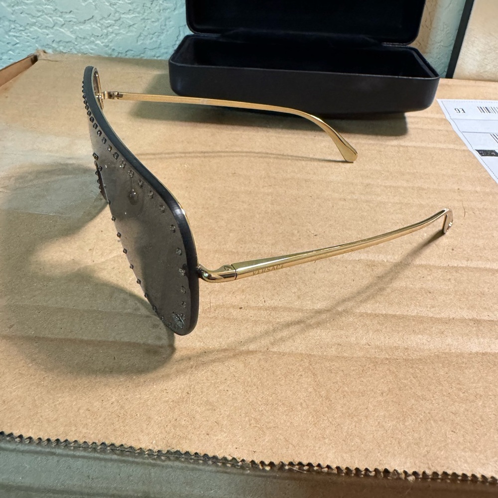 Versace Black Aviator Shield Sunglasses - Picture 3 of 4